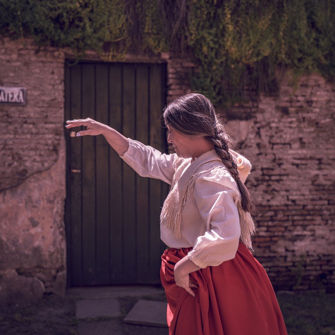 How to Honor Mexican Braid Culture Without Appropriating It - mexican braids