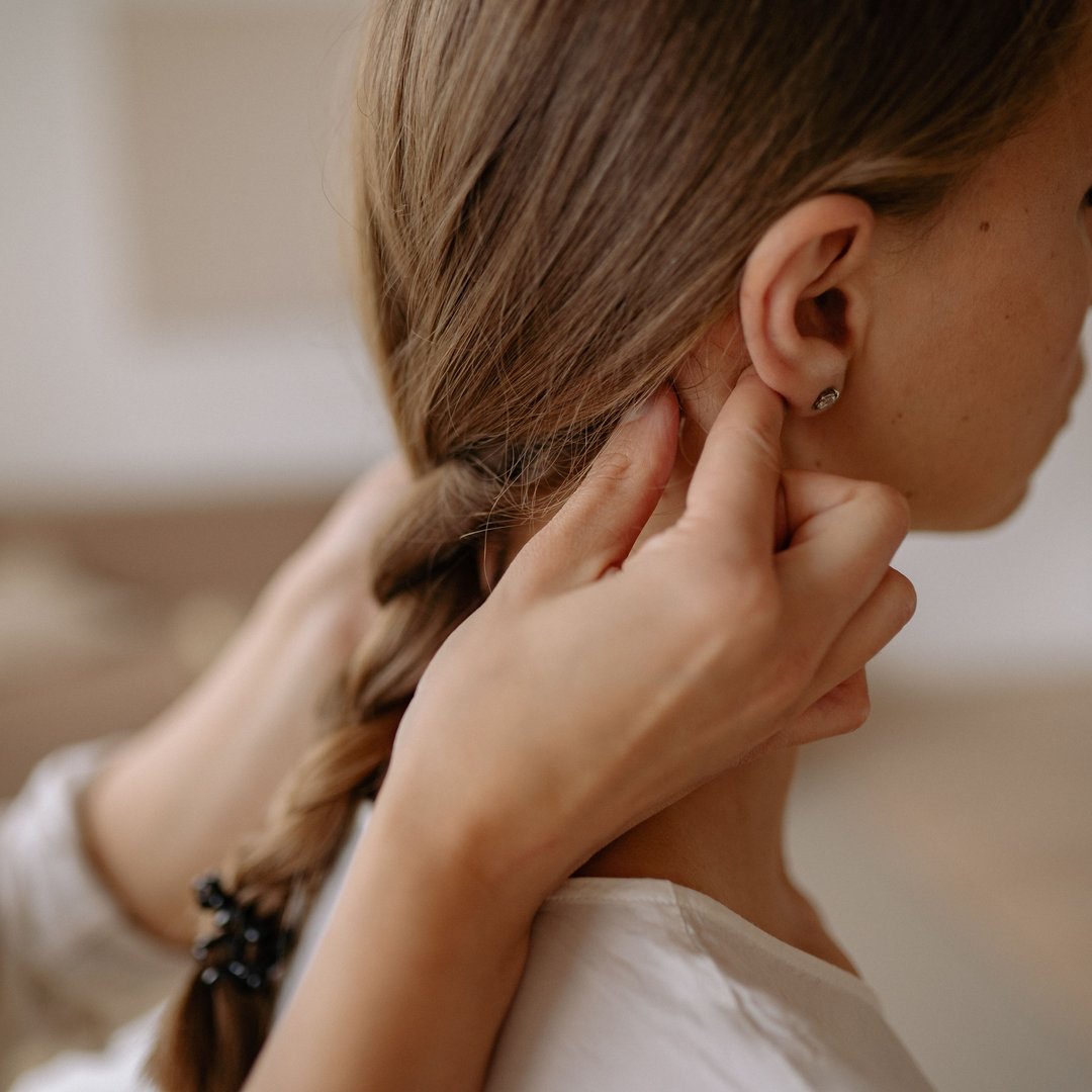 How to Take Down Short Knotless Braids Without Damaging Your Hair - short knotless braids